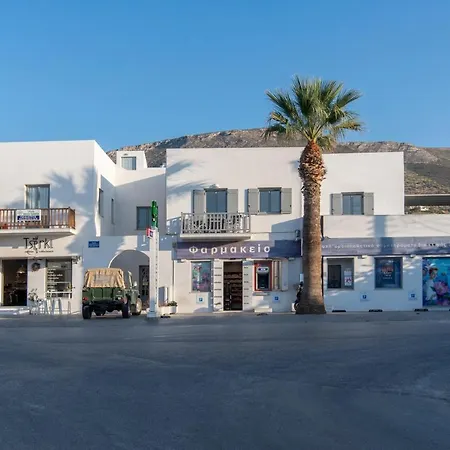 Parikia's Crossroad 3 Bedroom House Διαμέρισμα *